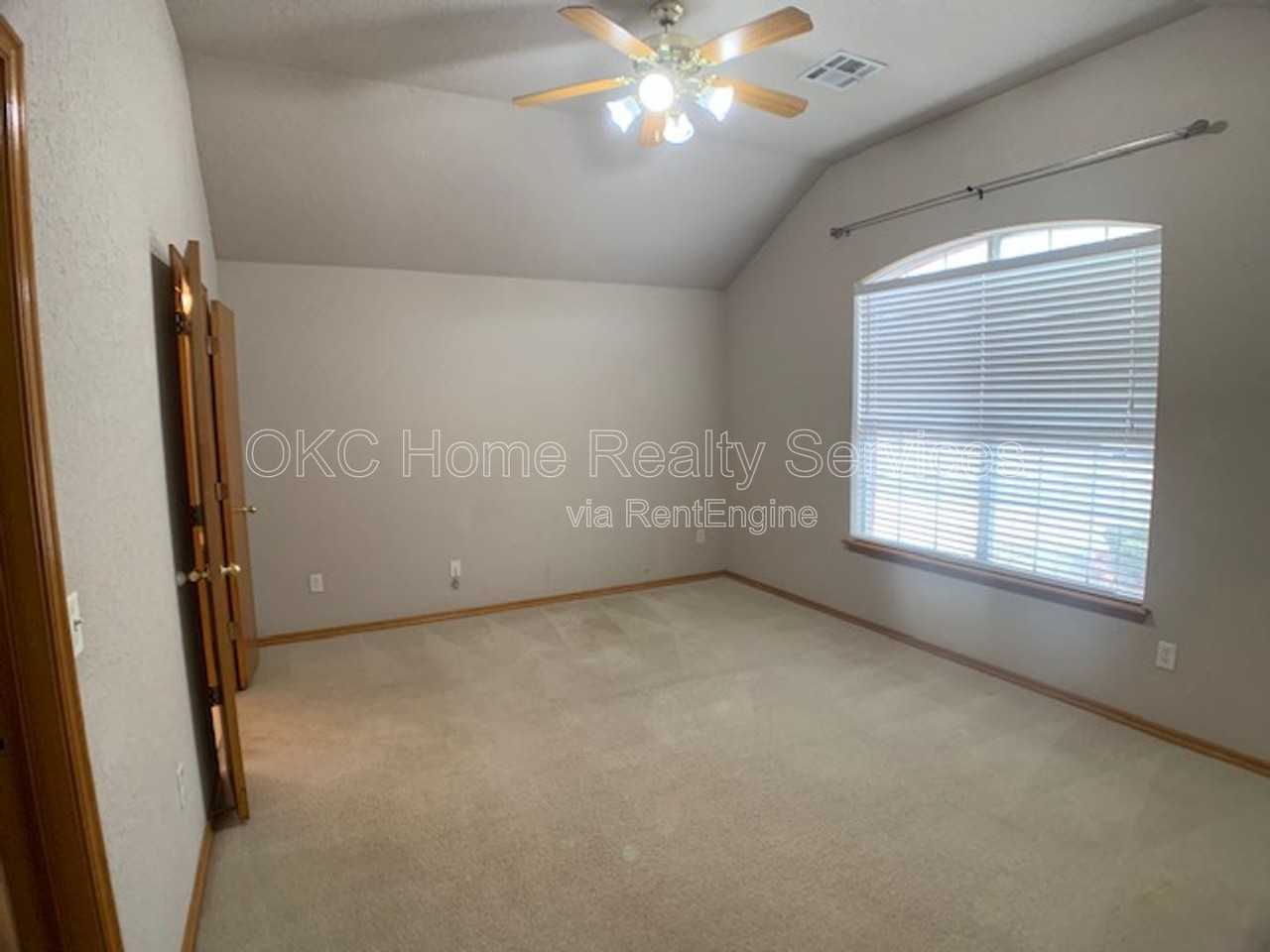 16229 Everglade Ln - Photo 6 of 22