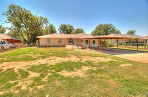 featured image of 8712 Ne 25th St