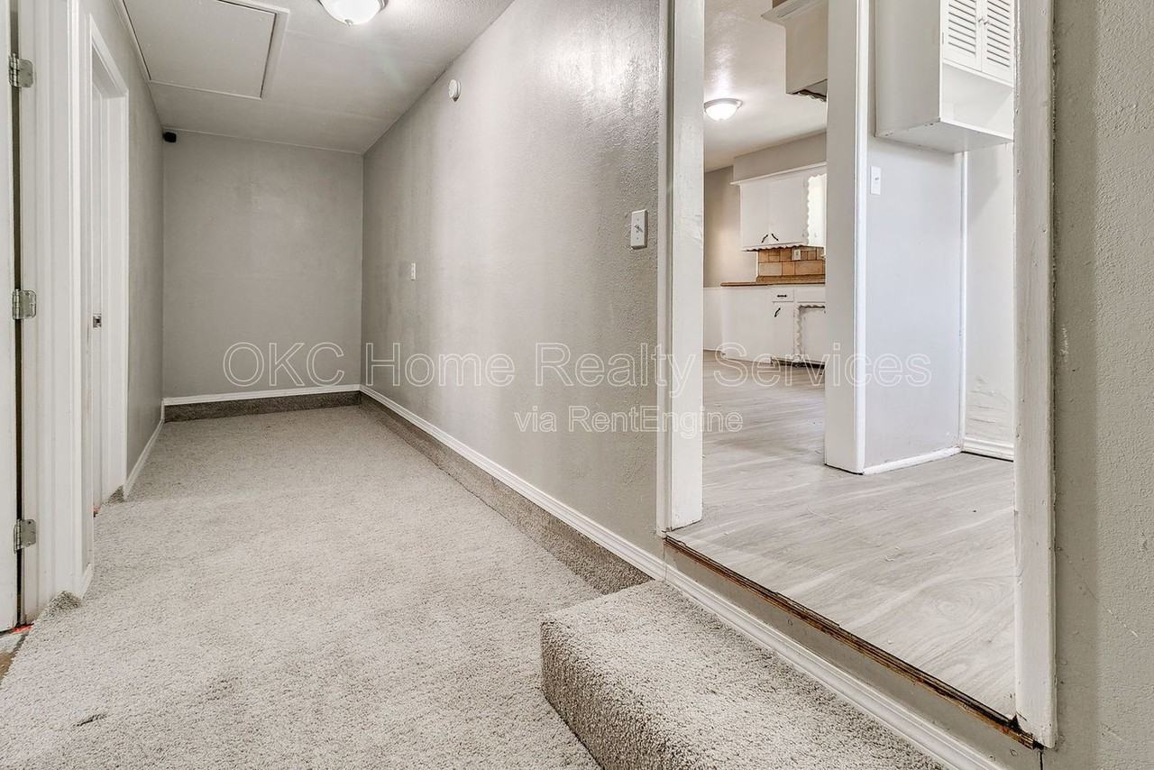 8712 Ne 25th St - Photo 7 of 15