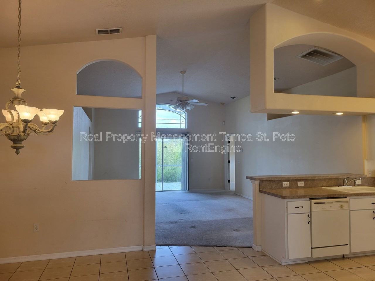 1314 Avonwood Ct - Photo 2 of 29