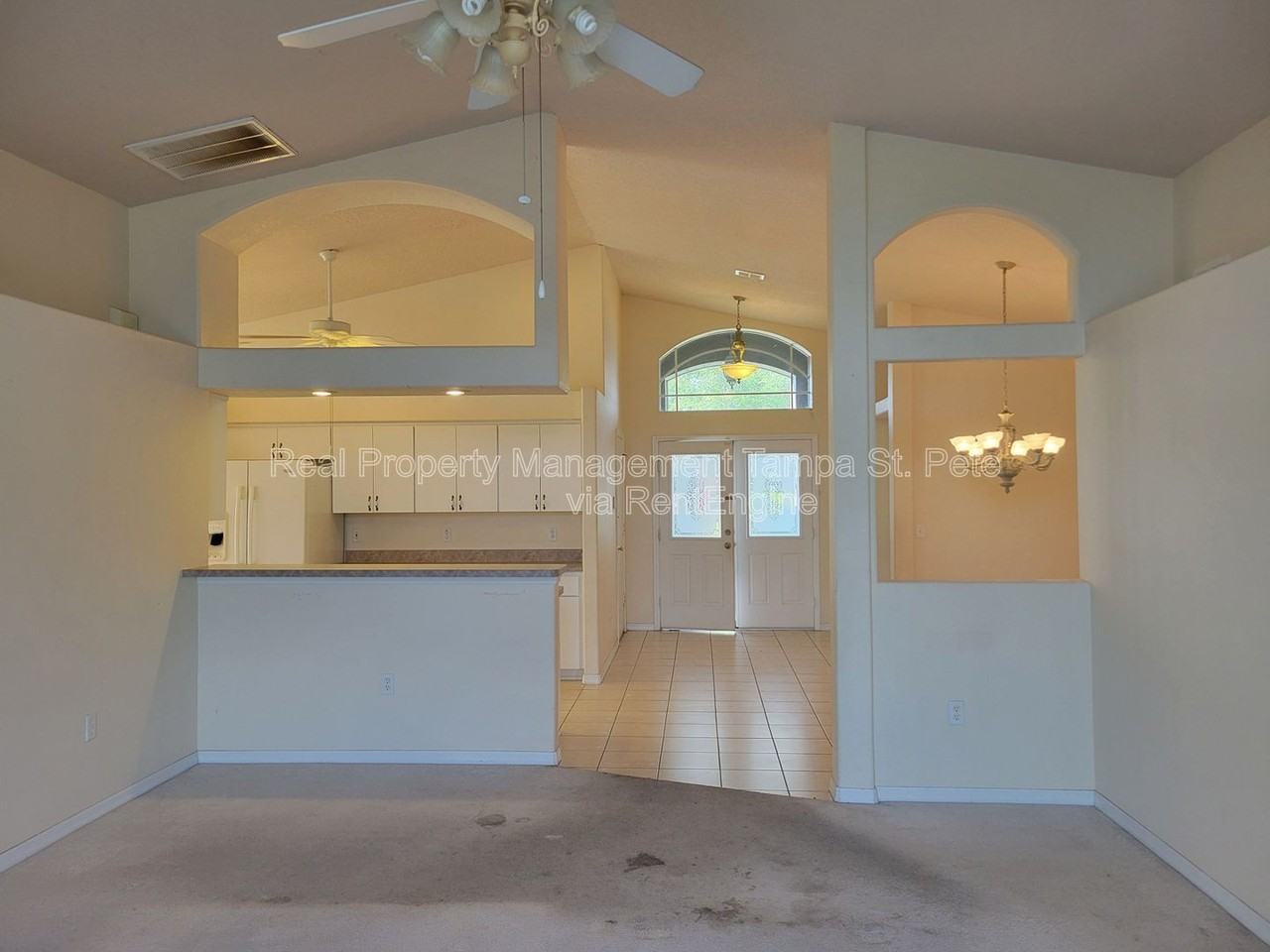 1314 Avonwood Ct - Photo 4 of 29