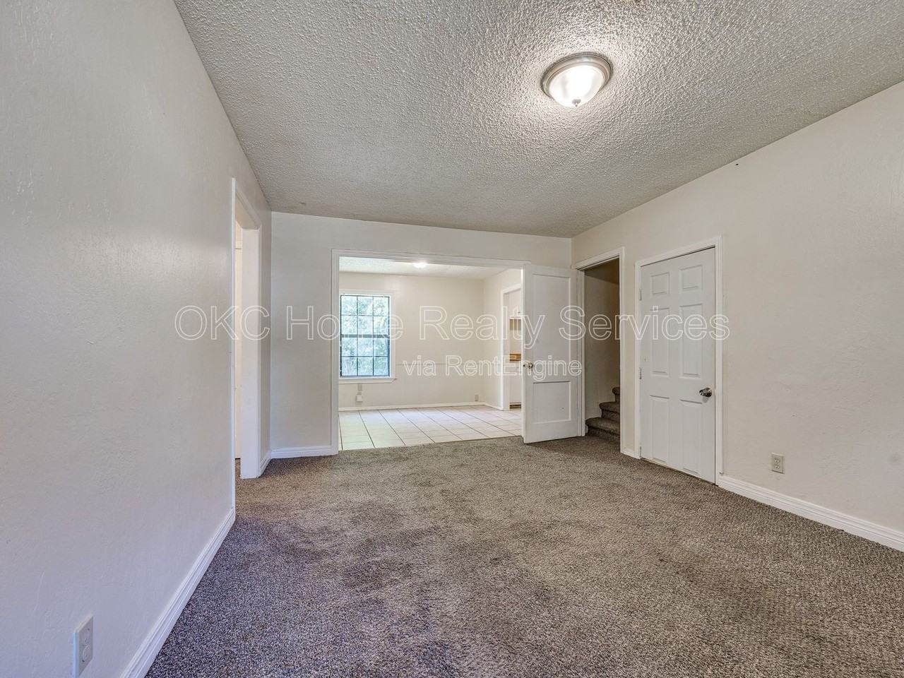 3304 Se 19th St - Photo 5 of 18