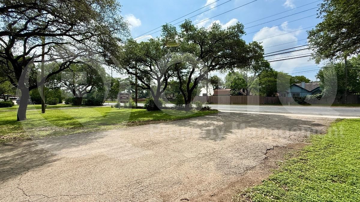 6402 Mcneil Dr #37C - Photo 2 of 3