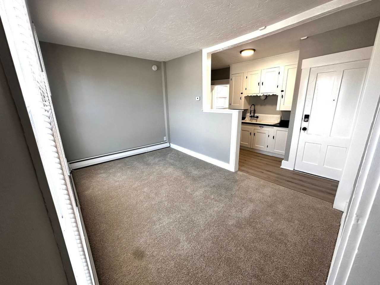 112 Church St #1 - Photo 3 of 11