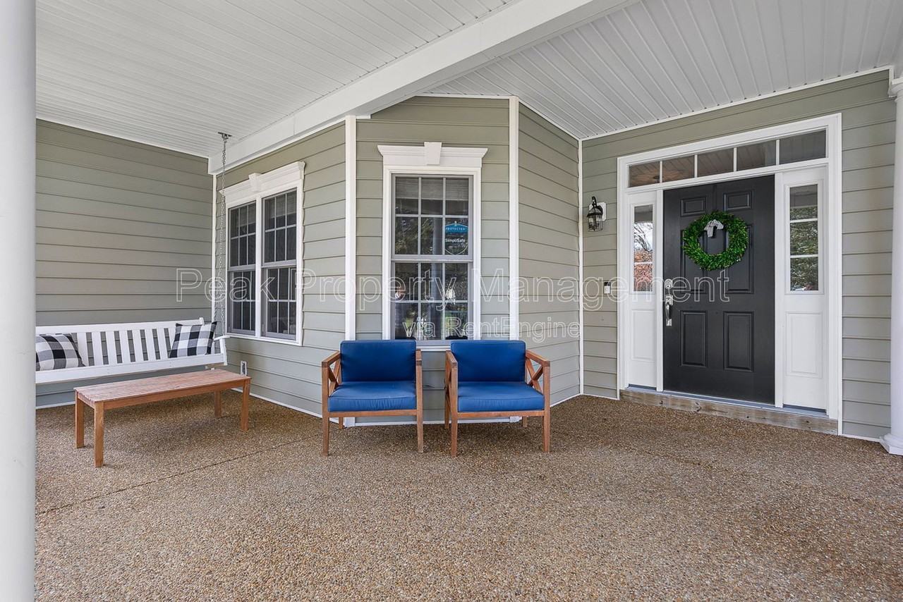 9069 Brigadier Rd - Photo 5 of 36