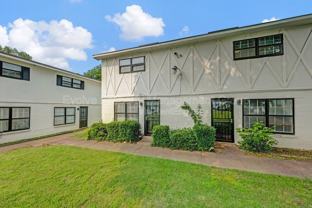 696 Hobbs Dr - Photo 1 of 1