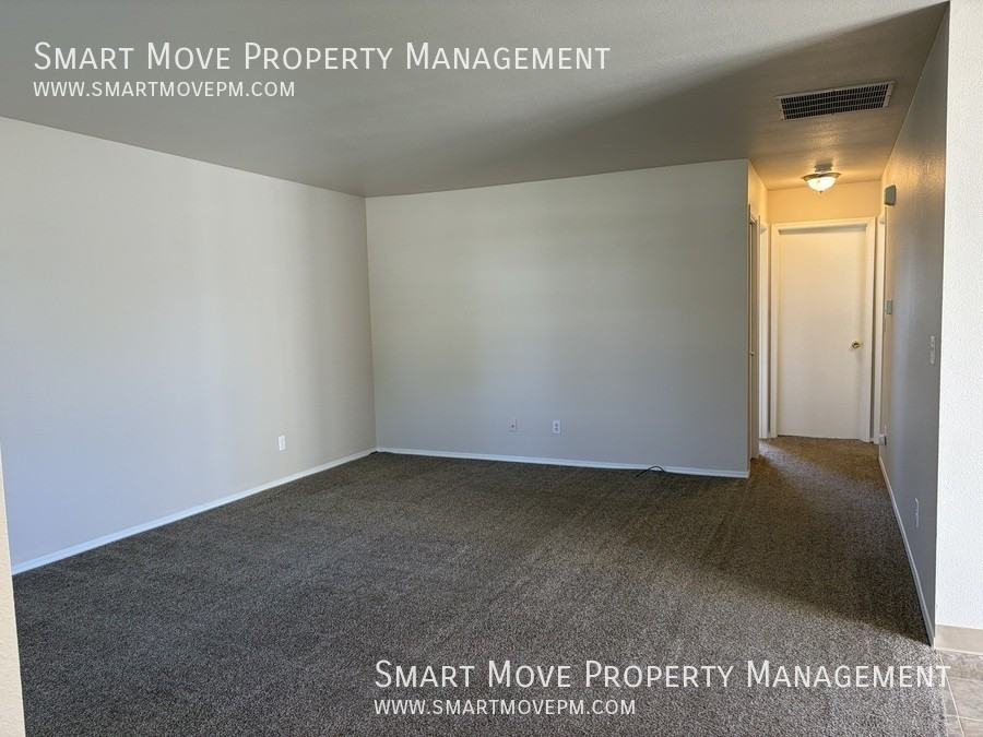 981 E Blue Heron St - Photo 5 of 25