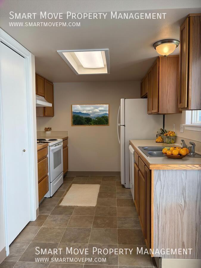 981 E Blue Heron St - Photo 7 of 25