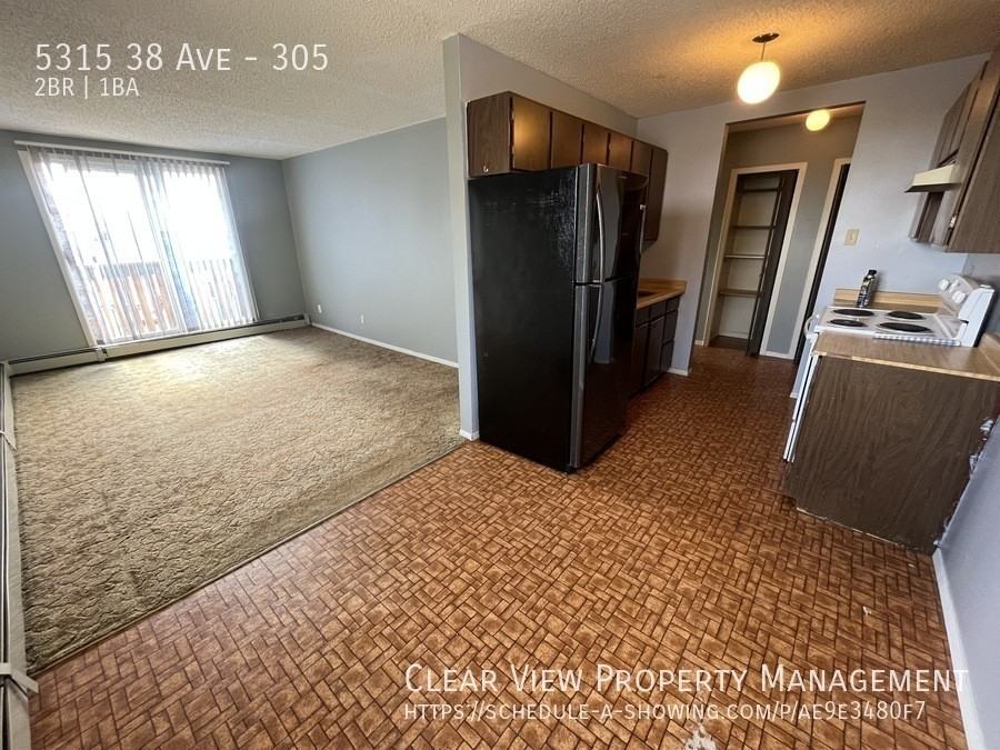 5315 38 Ave #305 - Photo 3 of 13