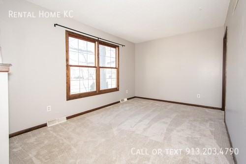 805 S Virginia Ln - Photo 3 of 27