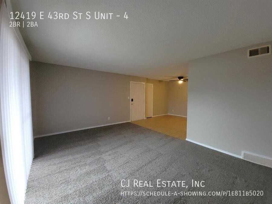 12419 E 43rd St S #4 - Photo 4 of 11
