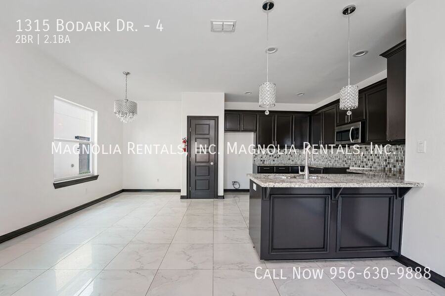 1315 Bodark Dr #4 - Photo 4 of 16