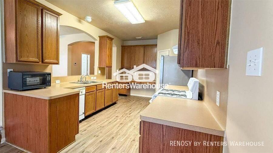 5127 Prosperity Cir - Photo 5 of 22