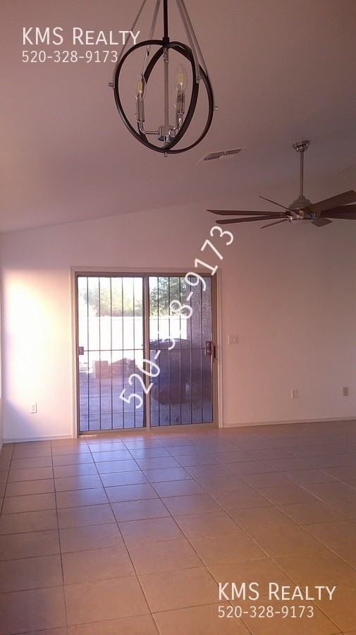 2375 E Calle Arroyo Lindo - Photo 3 of 24