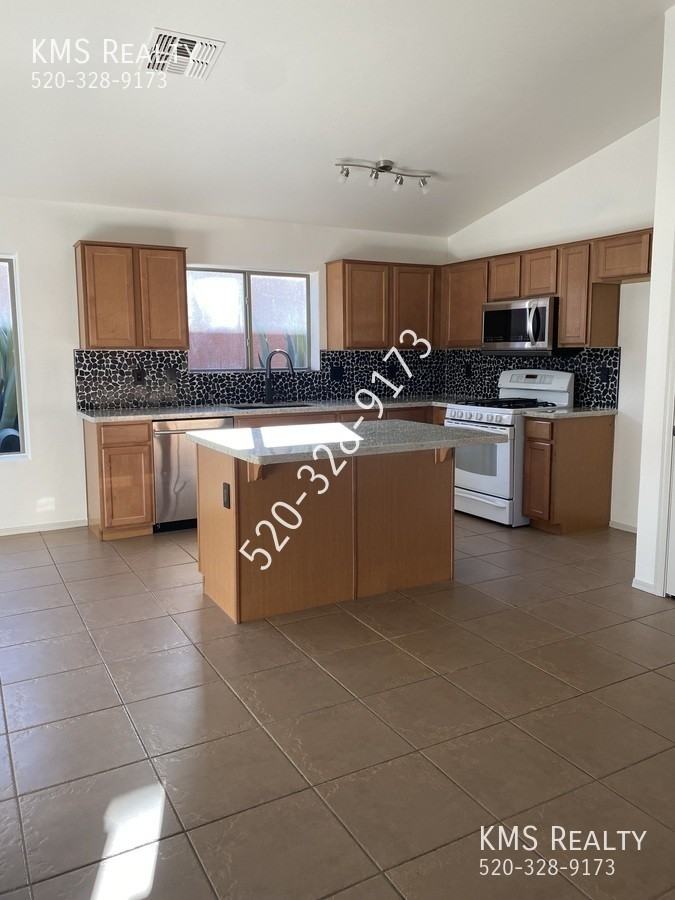 2375 E Calle Arroyo Lindo - Photo 4 of 24