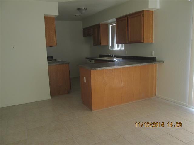 2848 South 27th Way - Photo 2 of 9