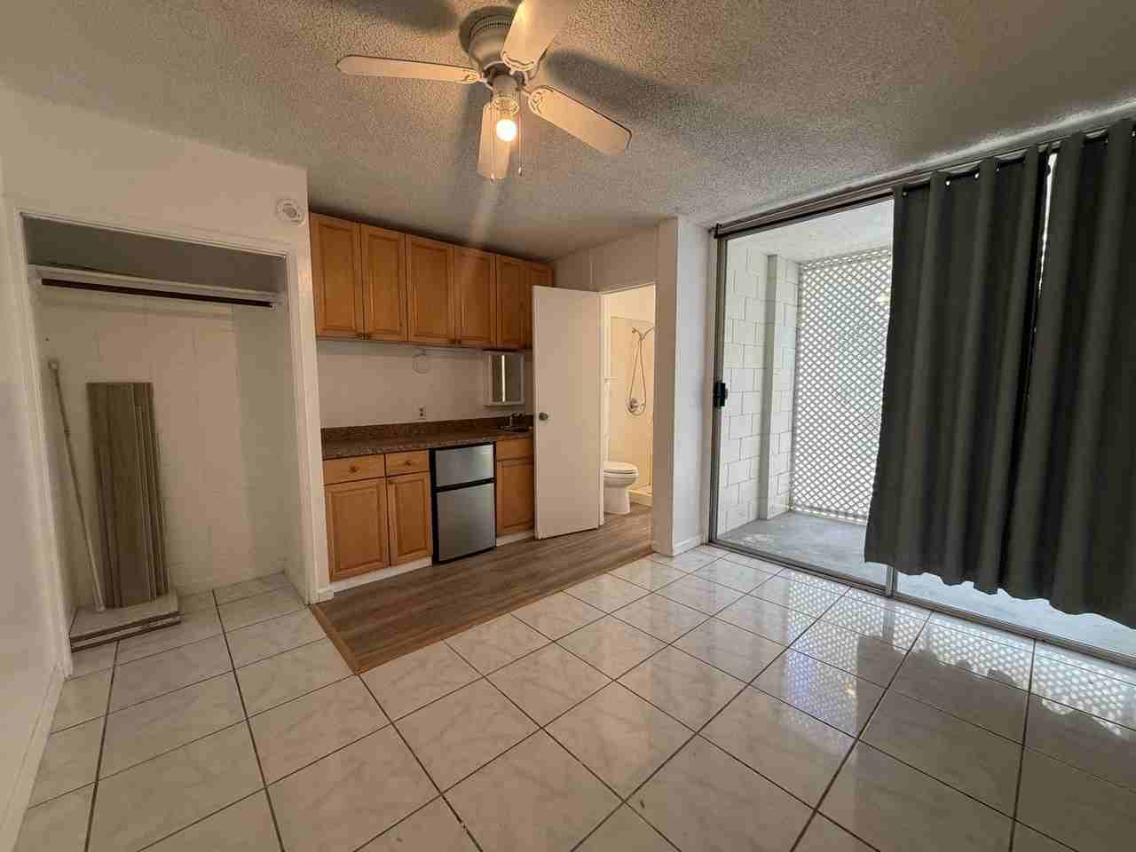 249 Kapili St #401B