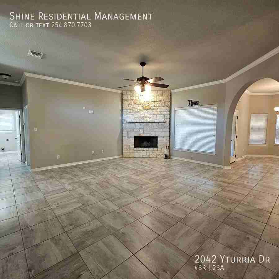 2042 Yturria Dr - Photo 2 of 18