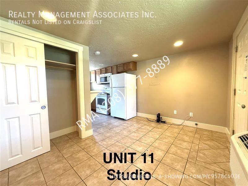 1019 S Longmont Ave #11 - Photo 5 of 7