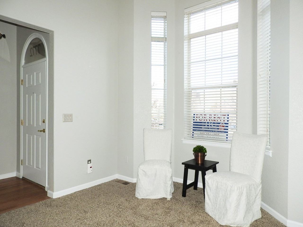 7772 E 29th Ave - Photo 3 of 22