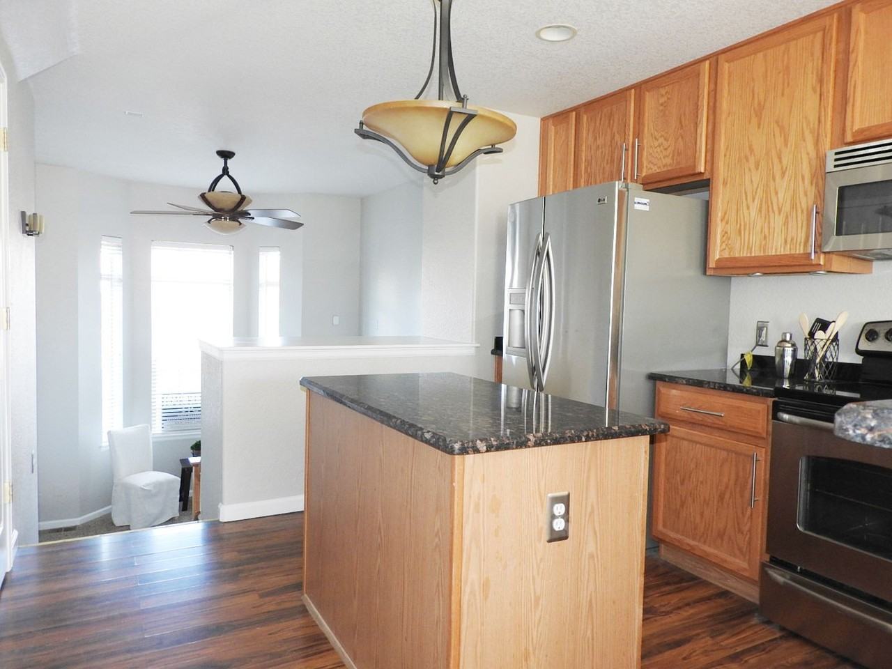 7772 E 29th Ave - Photo 6 of 22