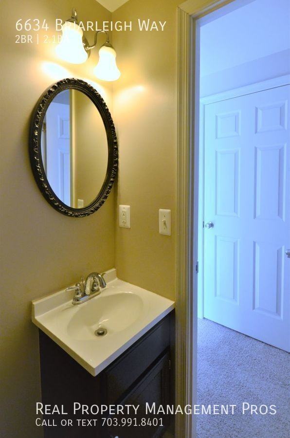 6634 Briarleigh Way - Photo 4 of 21