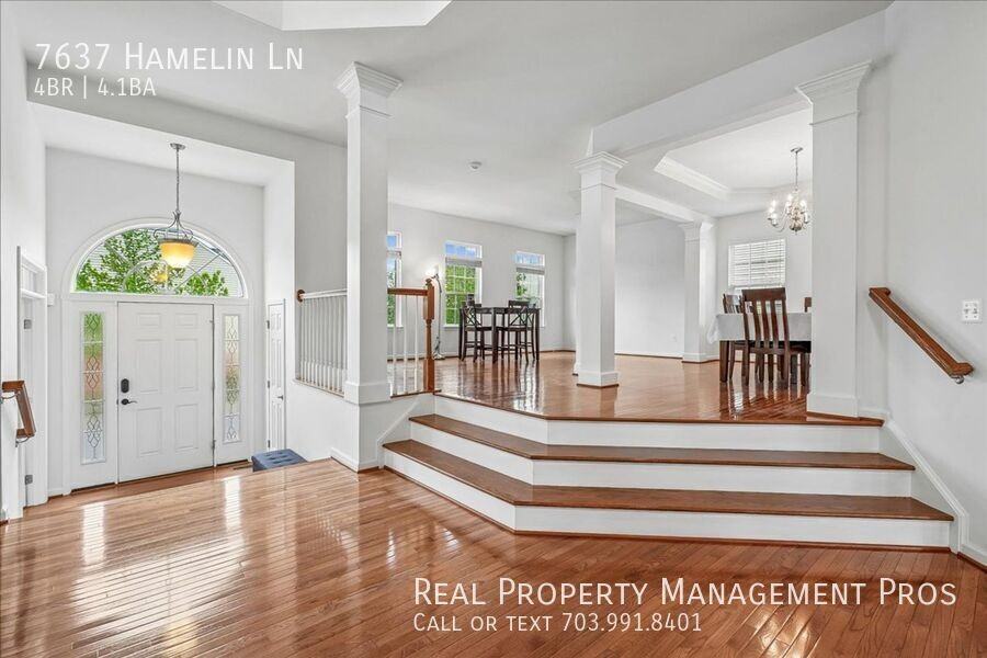 7637 Hamelin Ln - Photo 2 of 42