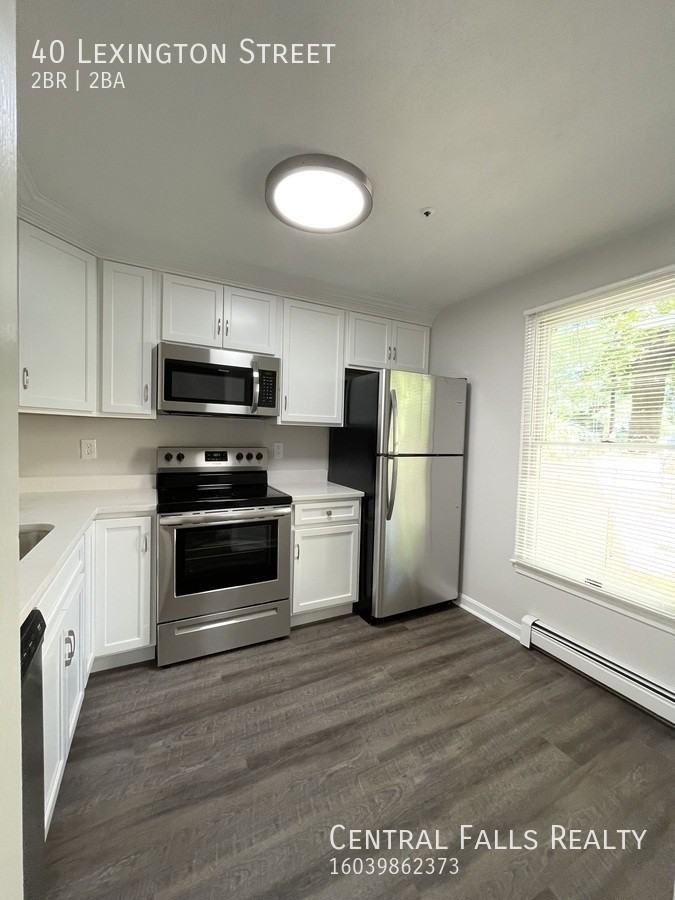 40 Lexington St - Photo 5 of 12