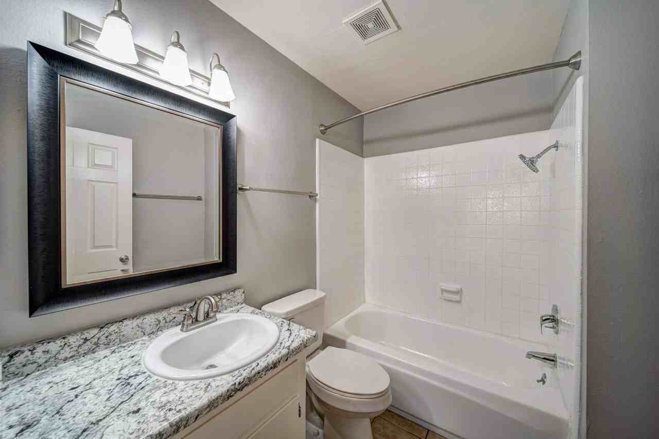 Redding Hilltop Apartments - Photo 2 of 12
