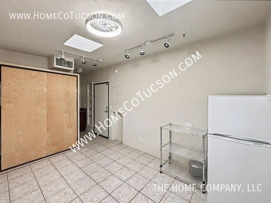 713 N Erin Ave - Photo 5 of 17