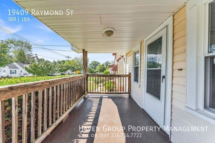 19409 Raymond St - Photo 3 of 27