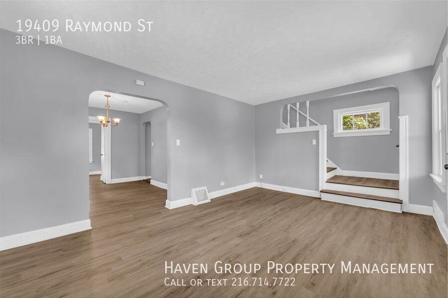 19409 Raymond St - Photo 4 of 27