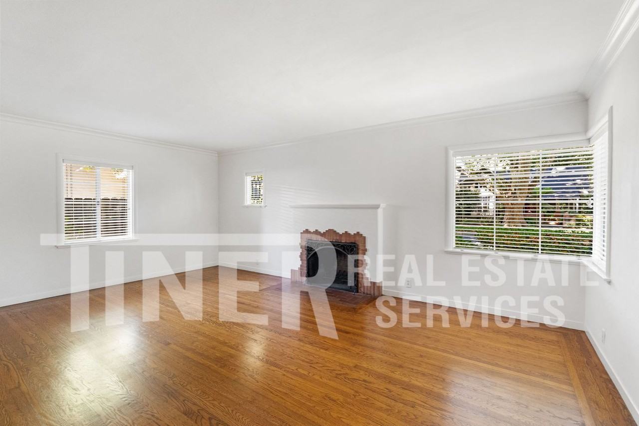 2735 Marty Way - Photo 2 of 31