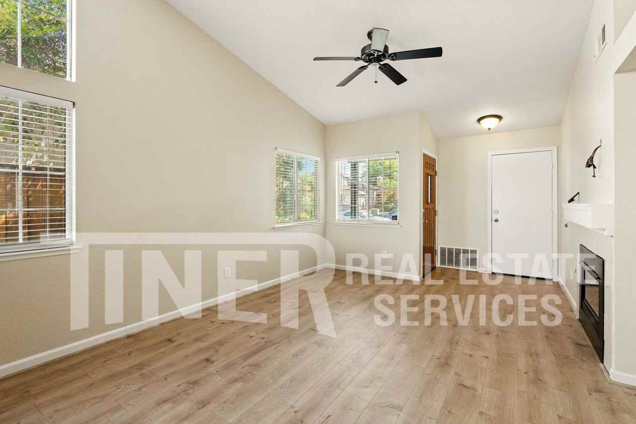 8956 Mandalay Way - Photo 7 of 22