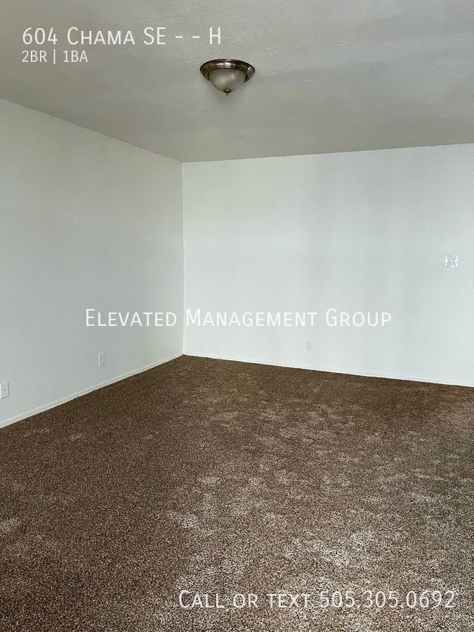 604 Chama St Se #H - Photo 3 of 9