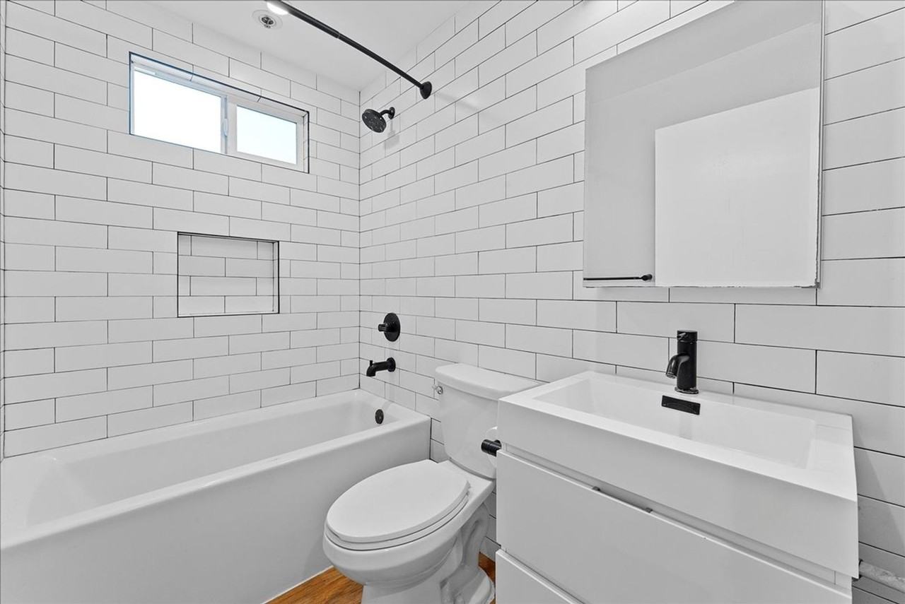 941 N Normandie Ave #03 - Photo 6 of 11