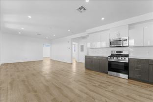 563 N Hoover St #09 - Photo 1 of 1