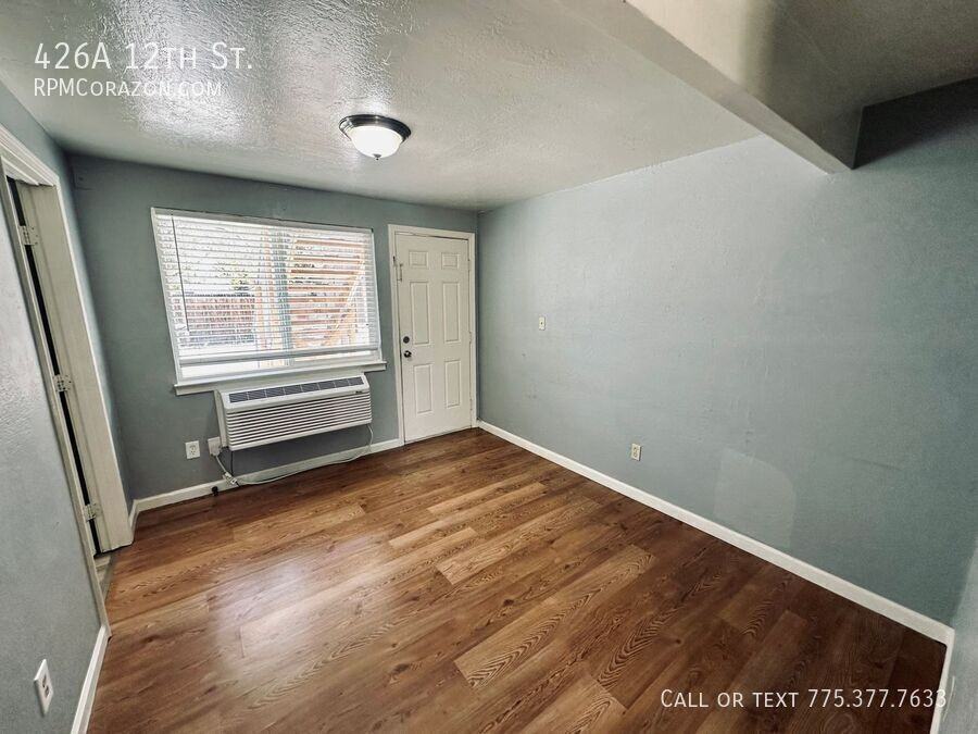 426A 12th St - Photo 3 of 12