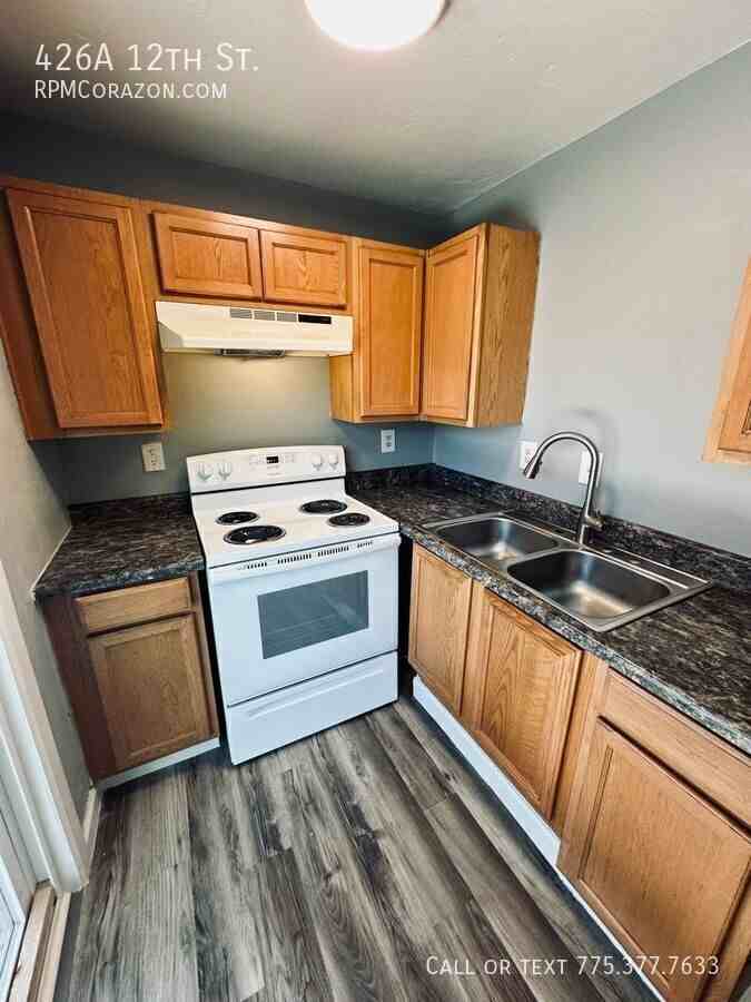 426A 12th St - Photo 6 of 12