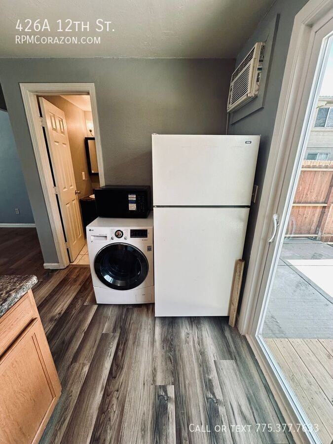 426A 12th St - Photo 7 of 12