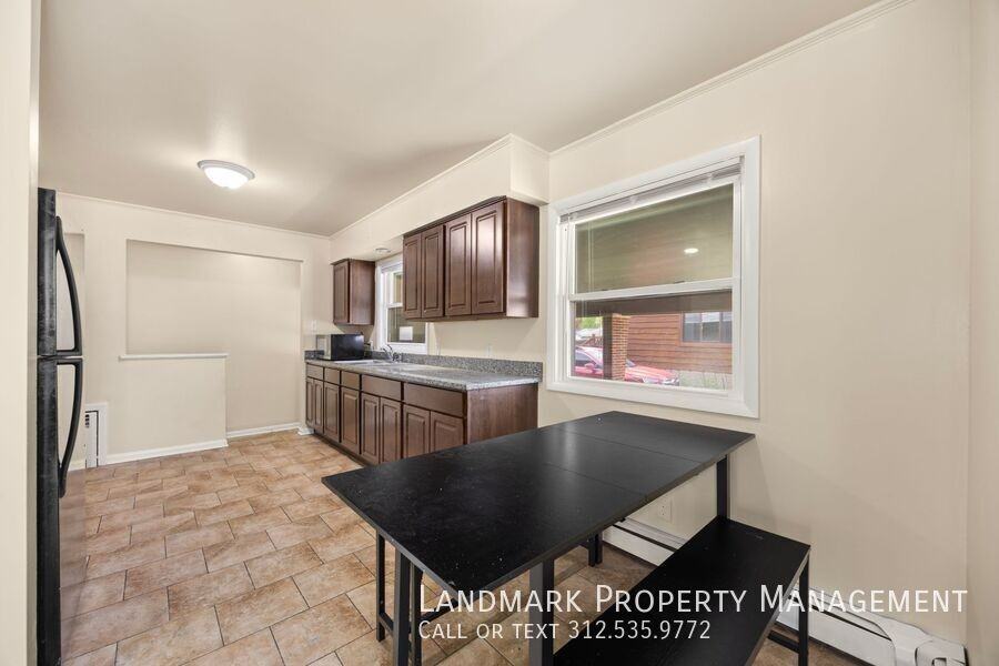 3619 216th Pl - Photo 5 of 33