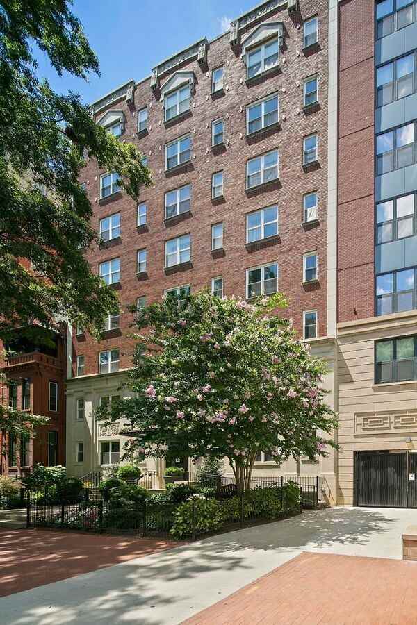 1437 Rhode Island Ave Nw #401 - Photo 3 of 28