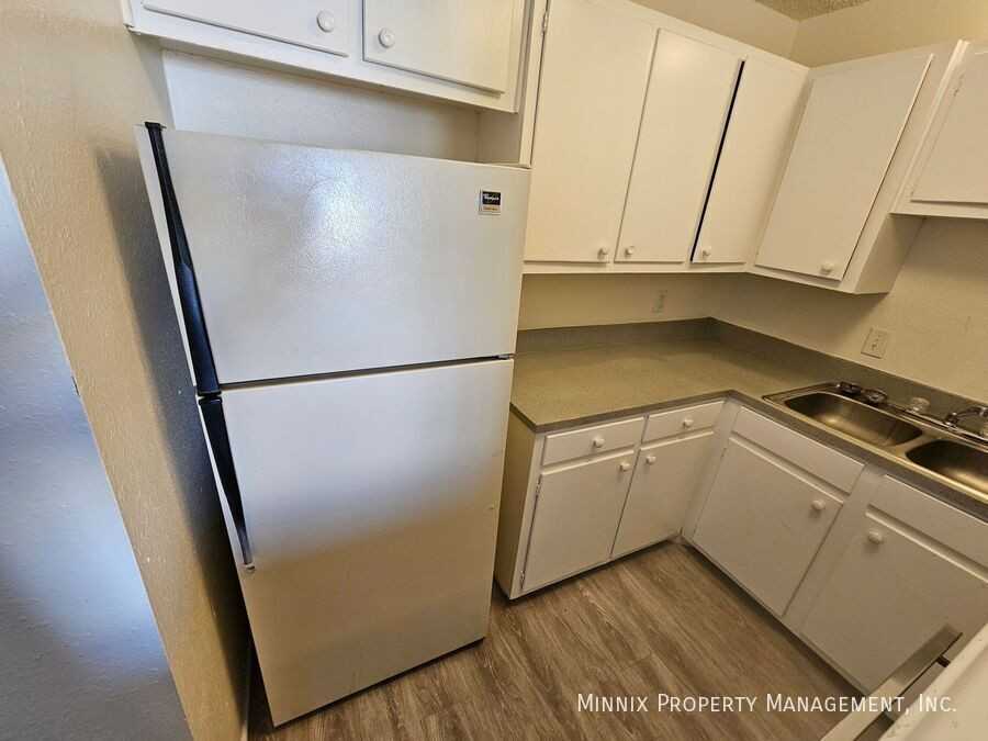 1600 Yonkers St #10 - Photo 5 of 14