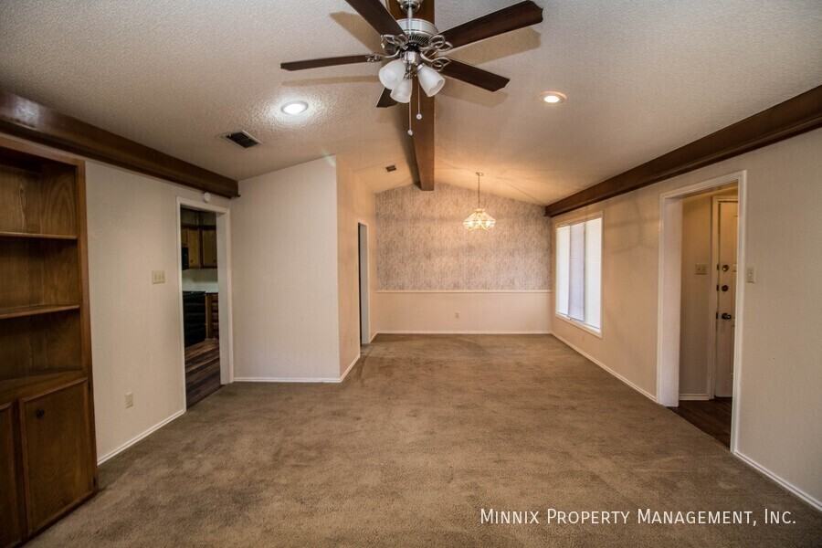 5805 2nd St - Photo 5 of 21