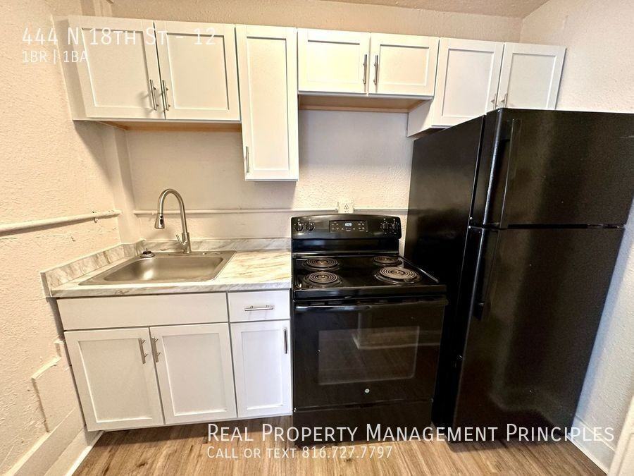 444 N 18th St #12 - Photo 5 of 10