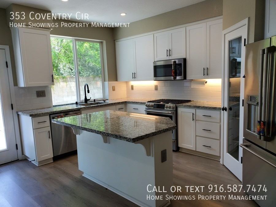 353 Coventry Cir - Photo 3 of 32