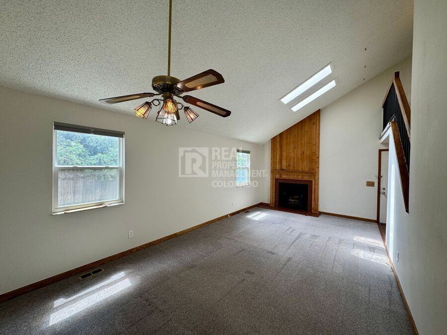 16033 E Radcliff Pl #A - Photo 5 of 26