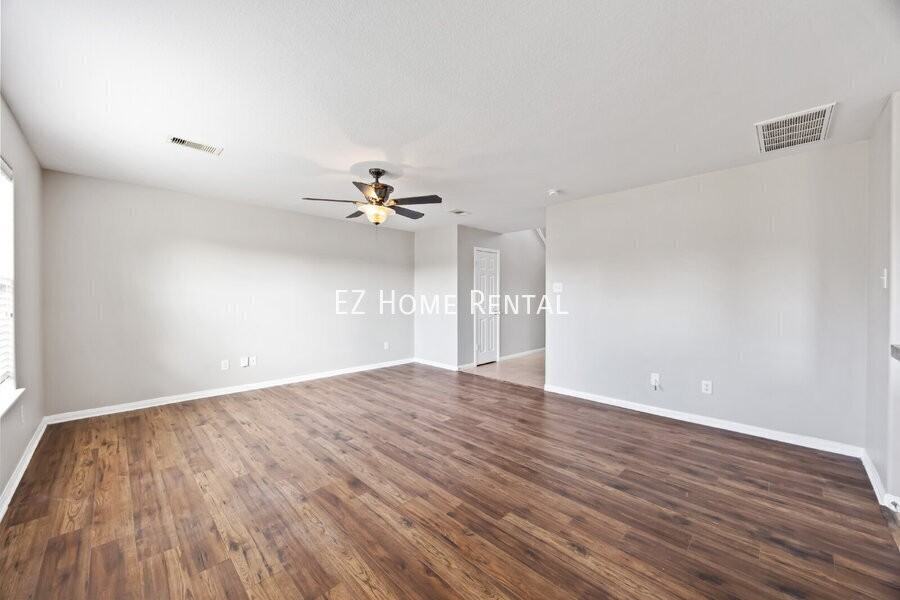 16267 Silver Wing Ln - Photo 4 of 28