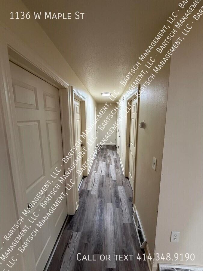 1136 W Maple St - Photo 6 of 12