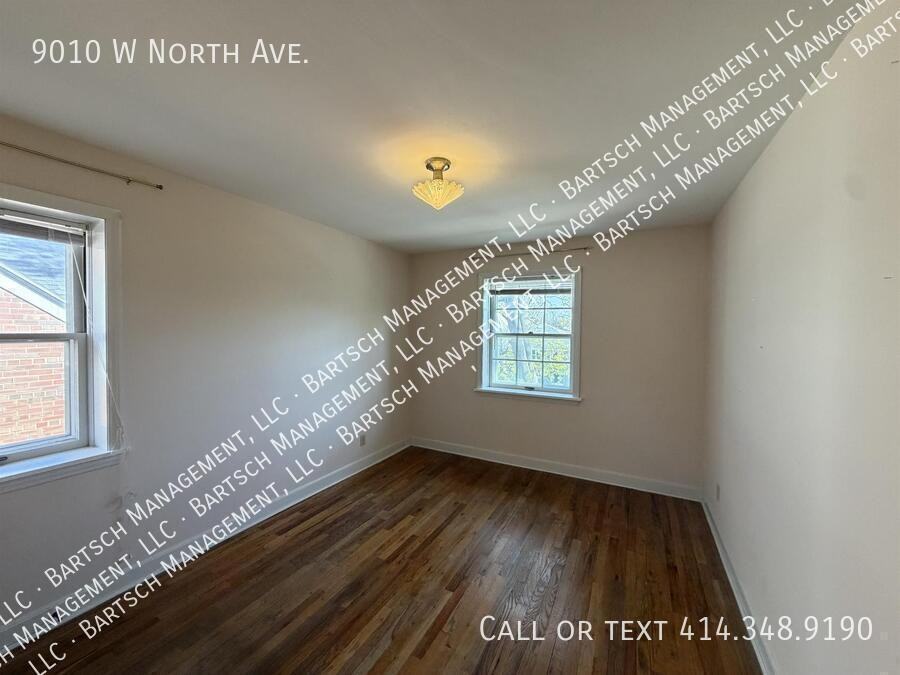 9010 W North Ave - Photo 7 of 10